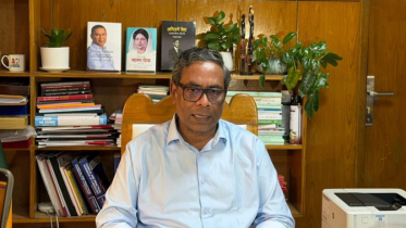ডেঙ্গু প্রতিরোধে প্রধানমন্ত্রী নিজেই রাস্তায় নেমেছেন