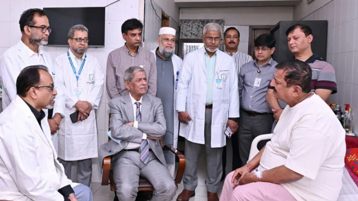 ভূমিমন্ত্রীকে দেখতে বিএমইউতে রাষ্ট্রপতি